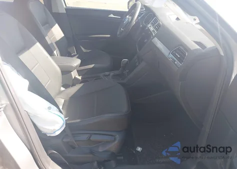 2021 Volkswagen Tiguan 2.0T Se/2.0T Se R-Line Black/2.0T Sel from USA, damaged, VIN 3VV2B7AX1MM142823